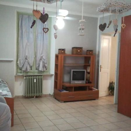 T Rooms - Appartamento Dafne กาซาเล มอนแฟร์ราโต ภายนอก รูปภาพ