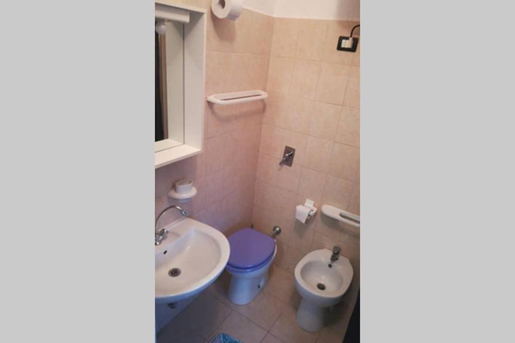 T Rooms - Appartamento Dafne กาซาเล มอนแฟร์ราโต ภายนอก รูปภาพ